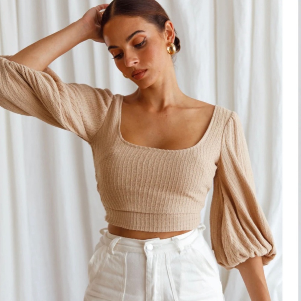 Selfie Leslie Love Like This Balloon Sleeve Open Back Crop Top Textured Beige